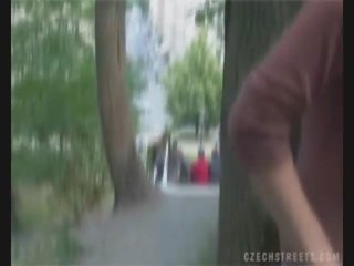 Cseh lány szopás fasz tovább a utcán mert pénz